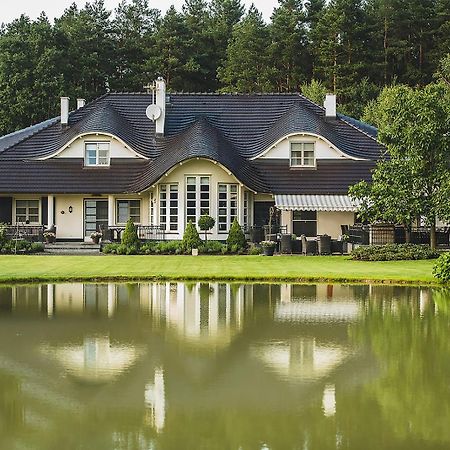 Hubertus Dwor Mysliwski Ополе Екстер'єр фото